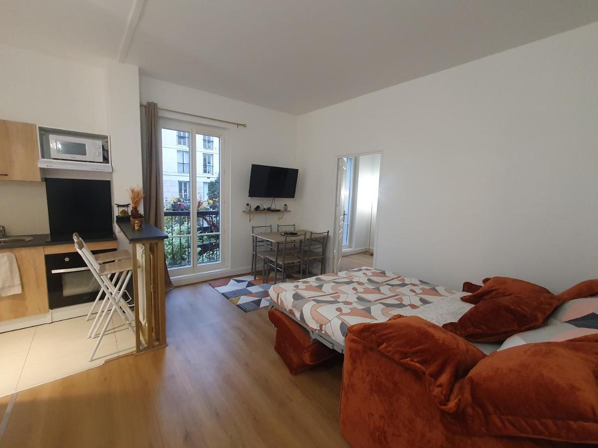 Voisin De Louis Xiv,Free Parking Apartment Versailles Exterior foto